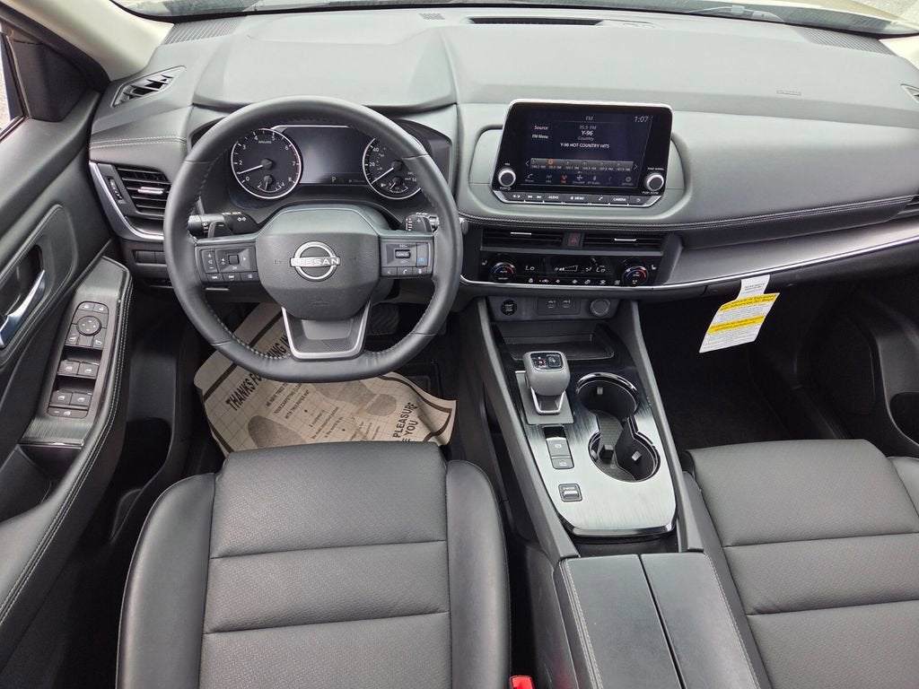 2025 Nissan Rogue SV FWD