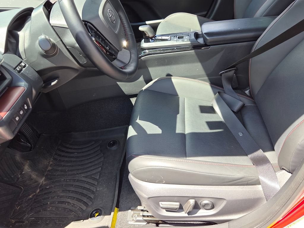 2025 Toyota Prius Plug-In Hybrid XSE Premium
