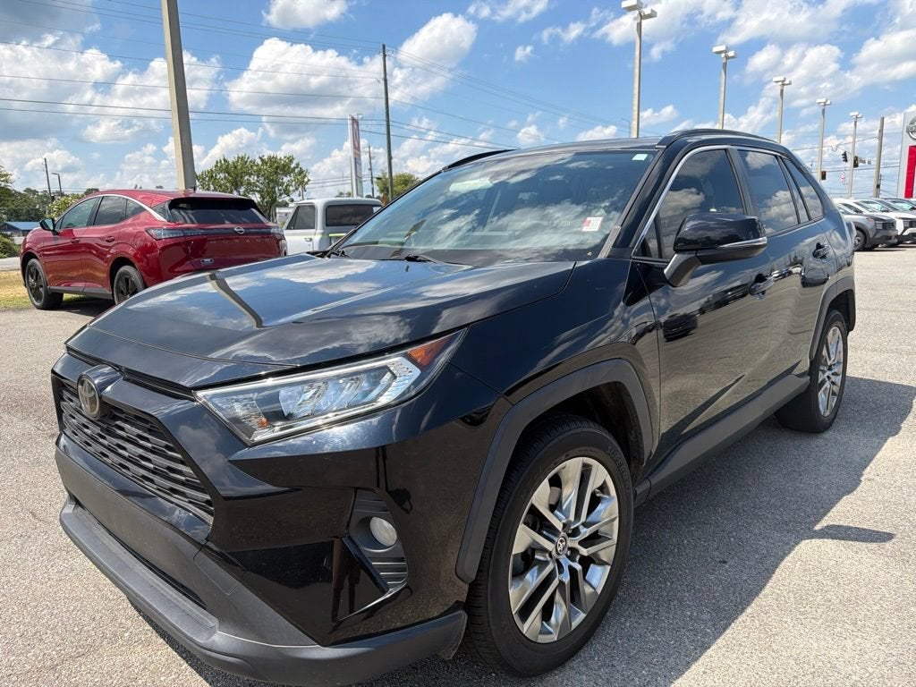 2020 Toyota RAV4 XLE Premium